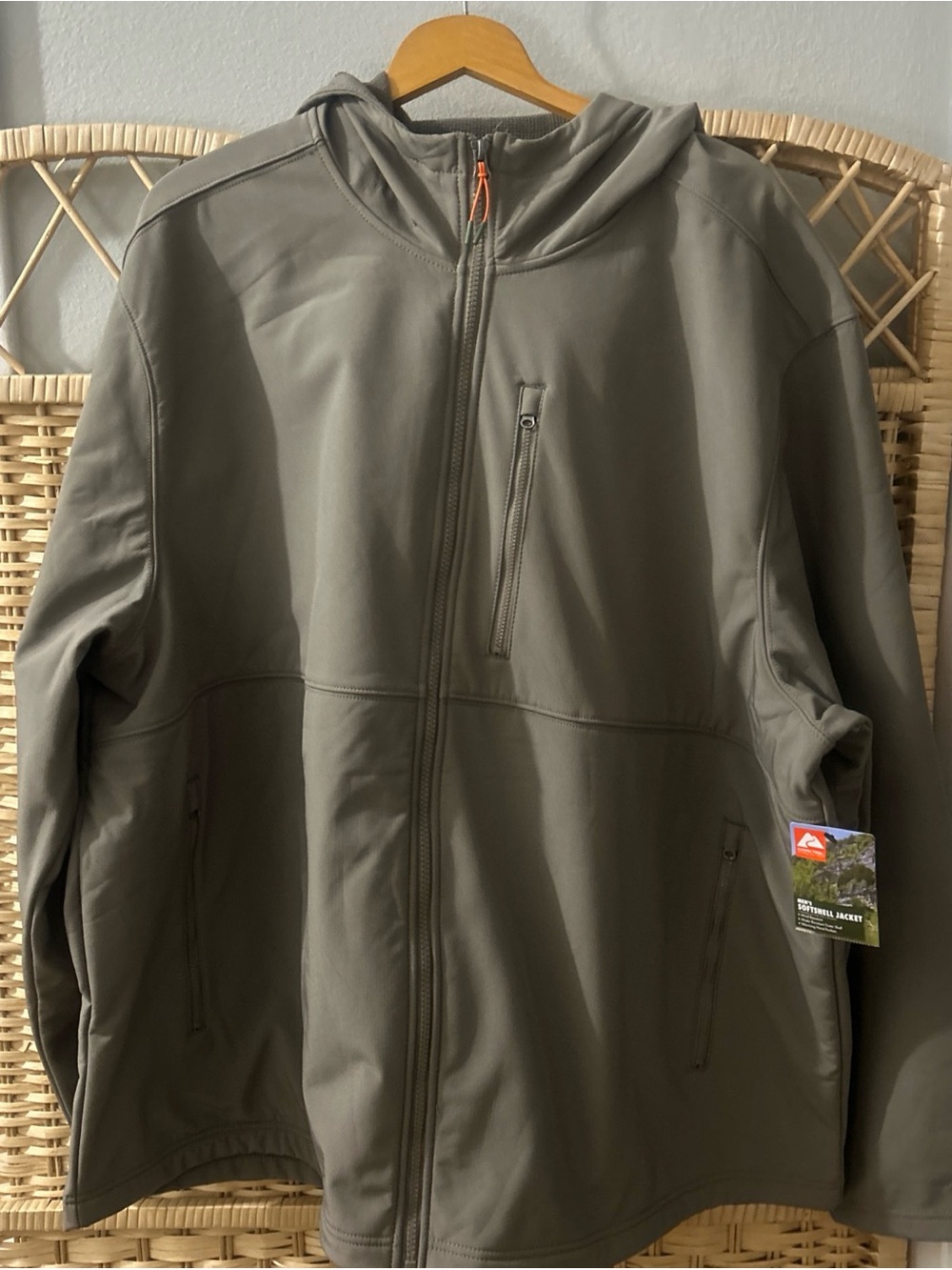 NWT Ozark Trail Big Men’s Softshell jacket W Hood Taupe Size 3XL